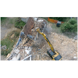 demolicao-em-construcao-demolicao-com-trator-demolicao-em-construcao-andamento-parque-sao-rafael